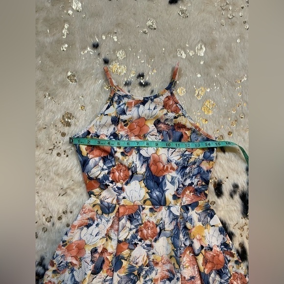 𝅺SOPRANO Women’s Multicolor Floral Spaghetti Strap Dress Size Small - Picture 5 of 8
